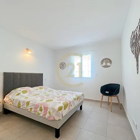 Apartment Ile Rousse T2 Proche Centre-ville