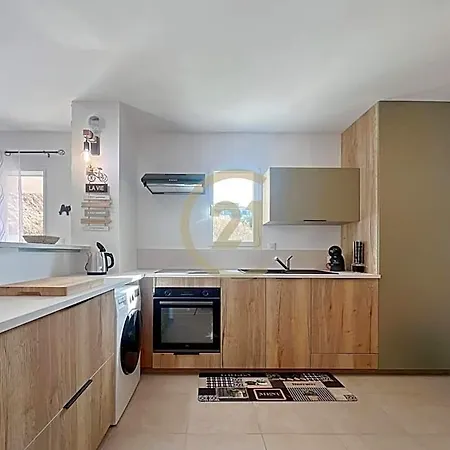 Ile Rousse T2 Proche Centre-ville Apartment *