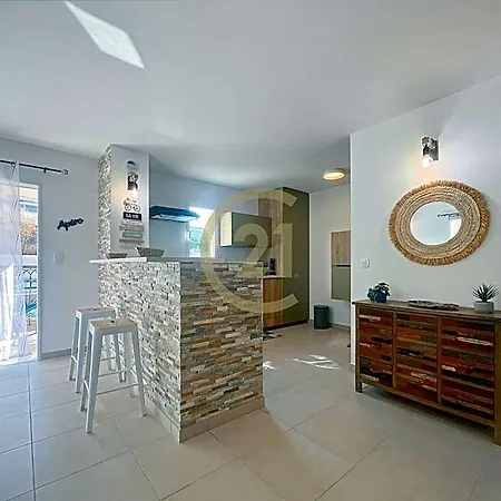 Ile Rousse T2 Proche Centre-ville Apartment